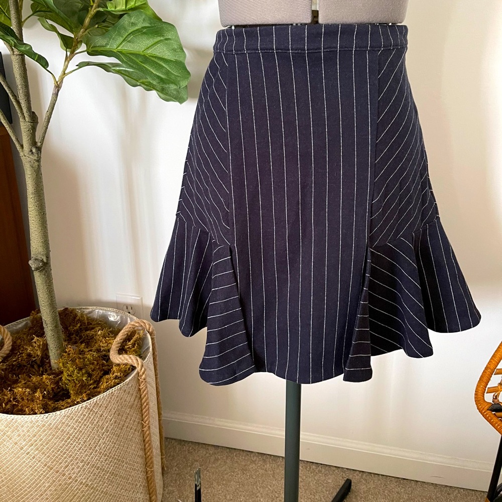 Banana Republic Flounce Hem Skirt